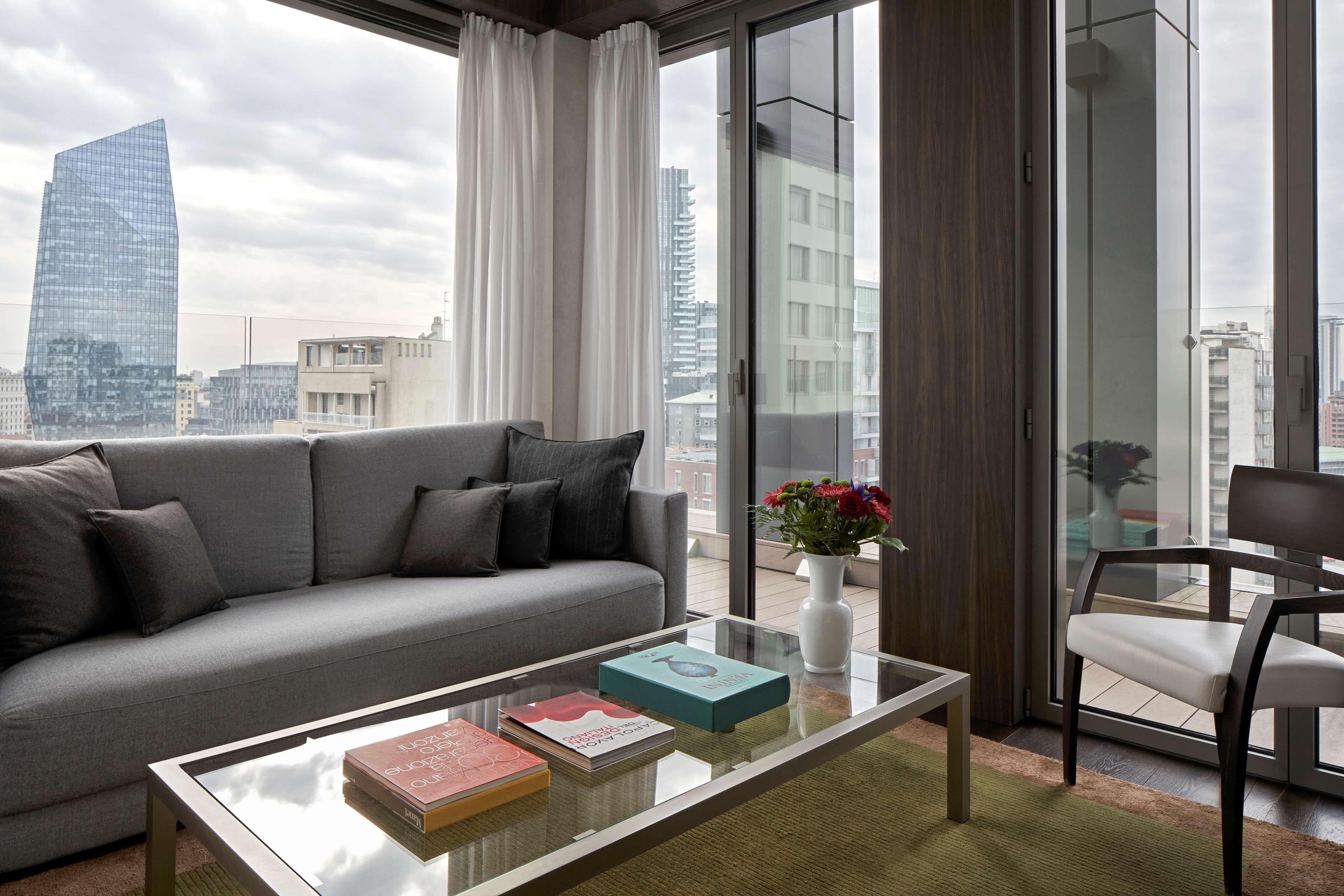 Hyatt Centric Milan Centrale Exterior foto