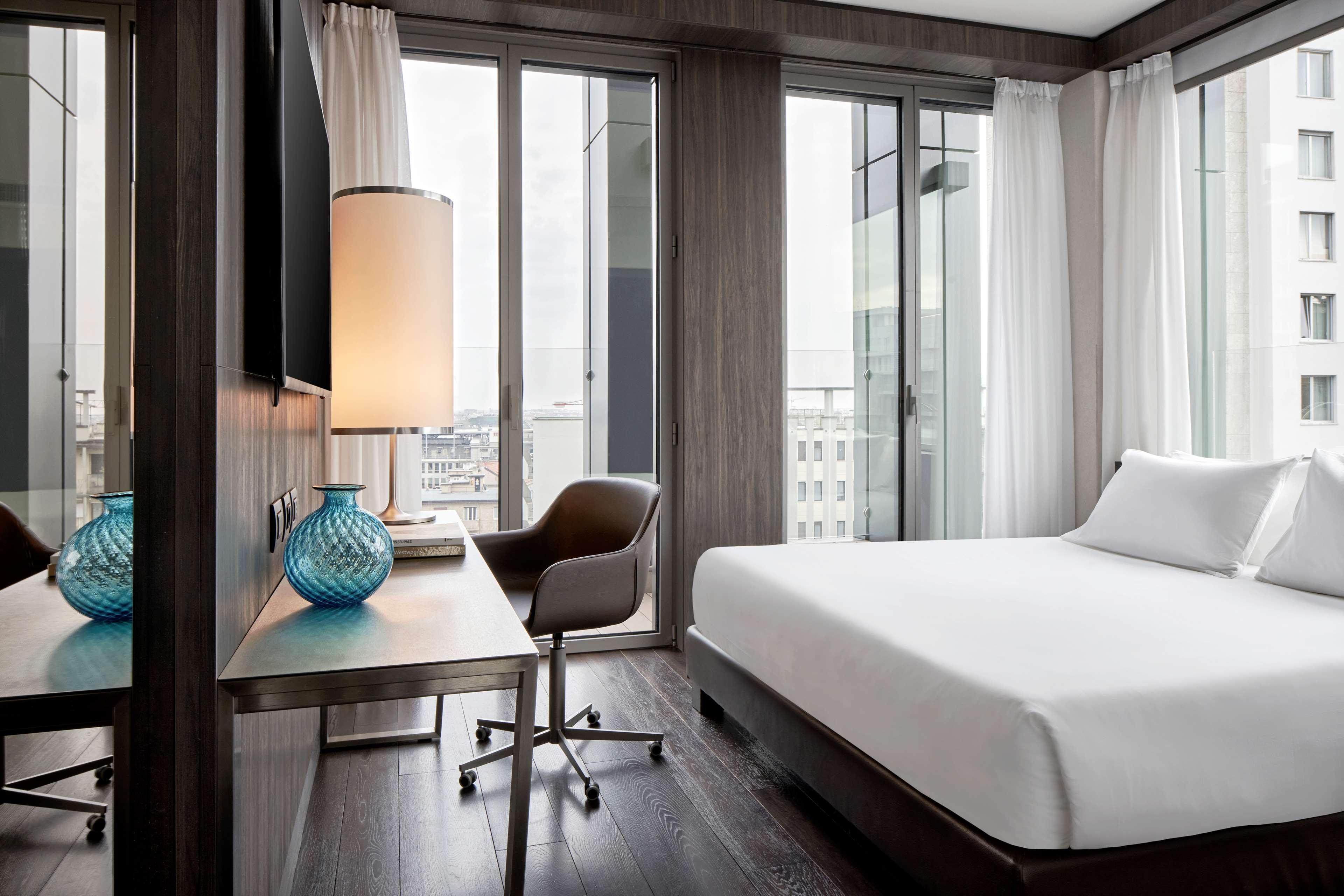 Hyatt Centric Milan Centrale Exterior foto